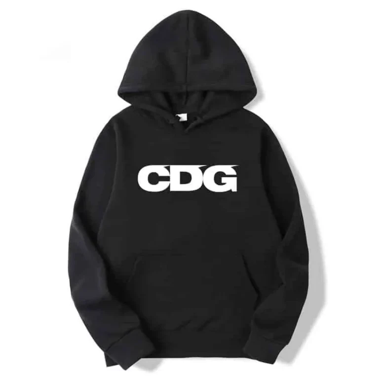 The CDG Play New Logo Printed Hoodie is a must-have for any fan of Comme des Garçons Play. This hoodie features a fresh take on the brand’s iconic CDG logo, with a new design that’s sure to turn heads. 80% cotton 20% Polyester Made in Japan Embroidered heart