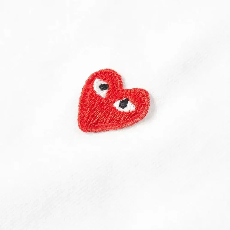 CDG Play Little Red Heart T-Shirt - 2